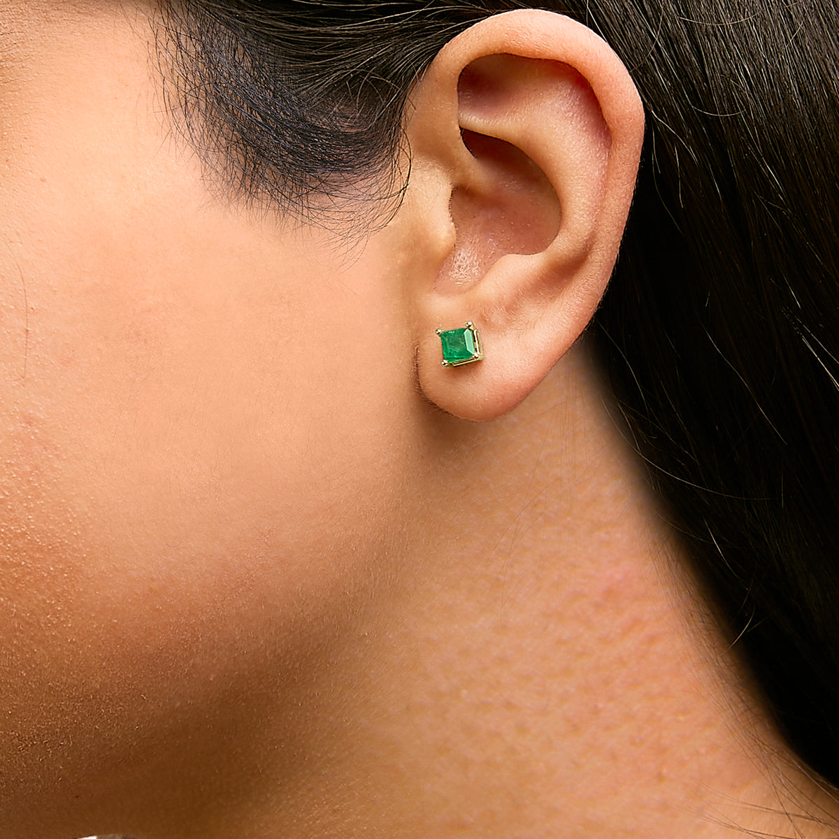 14K Yellow Gold 5x5MM Princess Cut Green Emerald Solitaire Stud Earrings